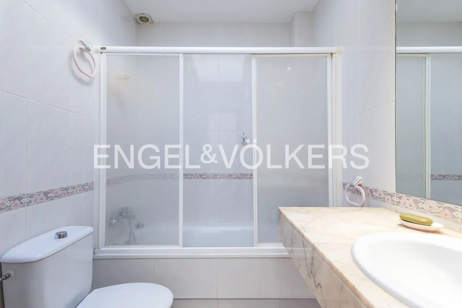 Bathroom of Houses for sale in Sant Pere de Ribes  with Air Conditioner, Heating and Private garden