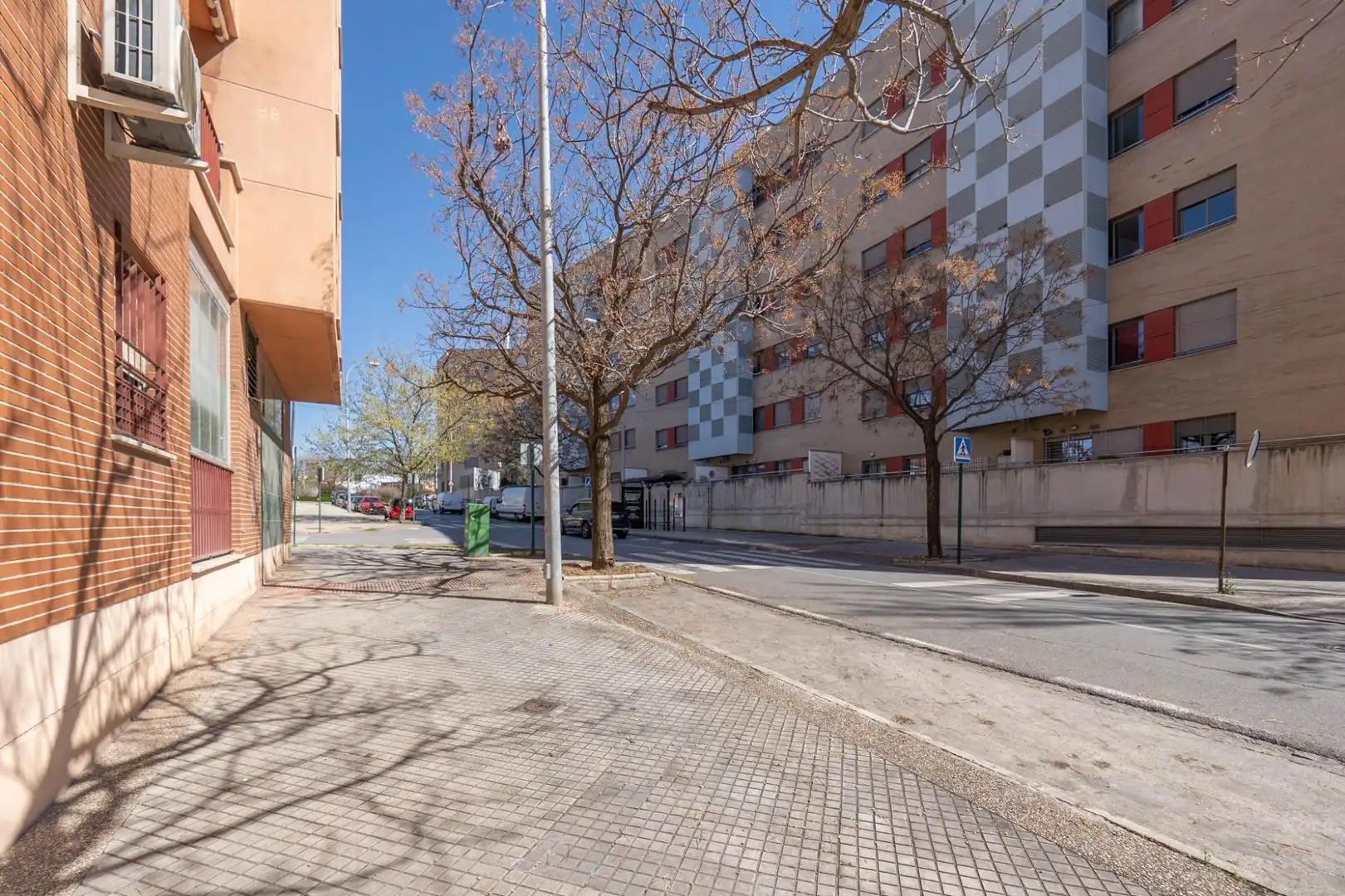 Exterior view of Flat for sale in Granada  with Air Conditioner, Heating and Private garden