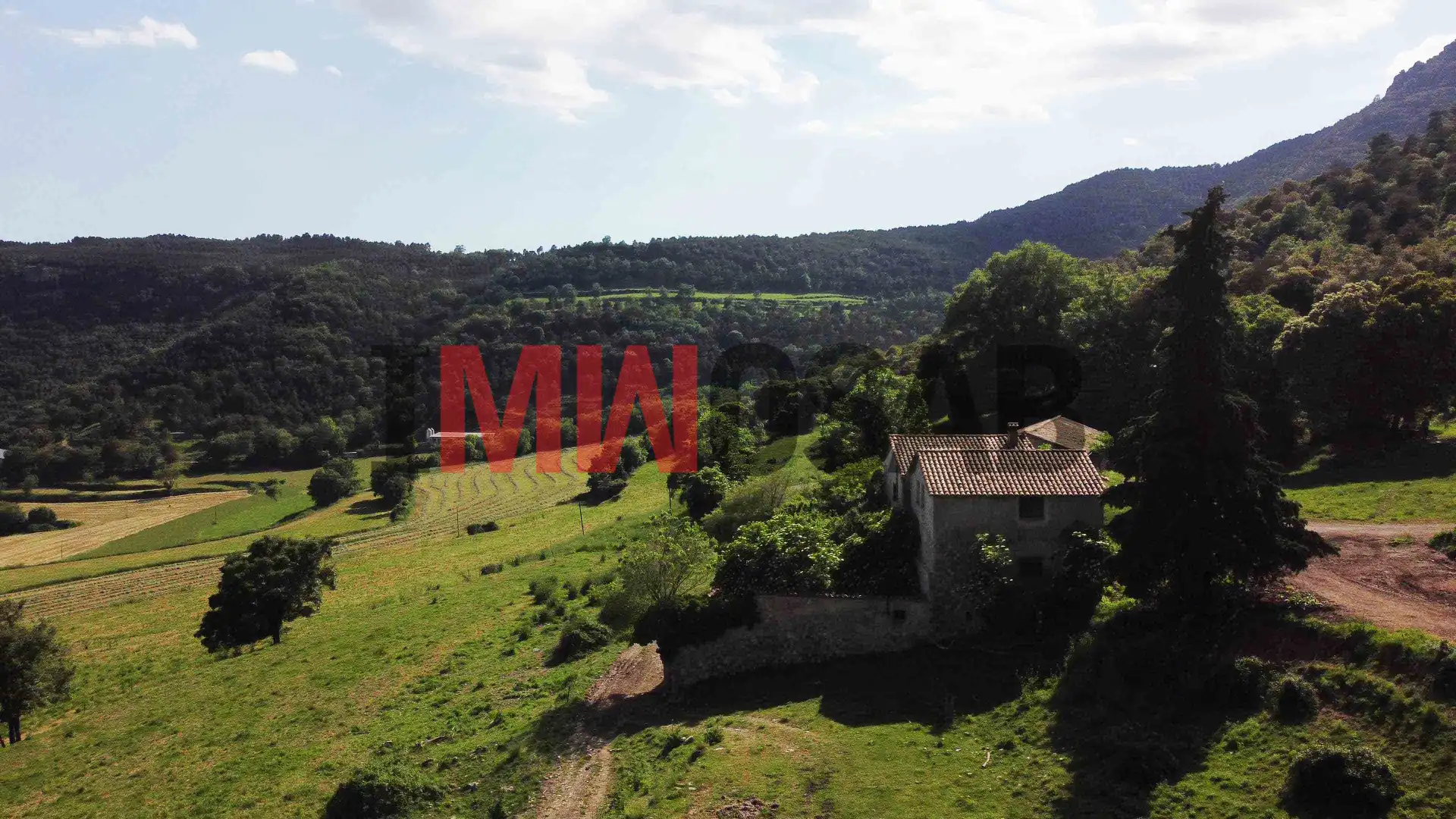 Country house zum Verkauf in Berga