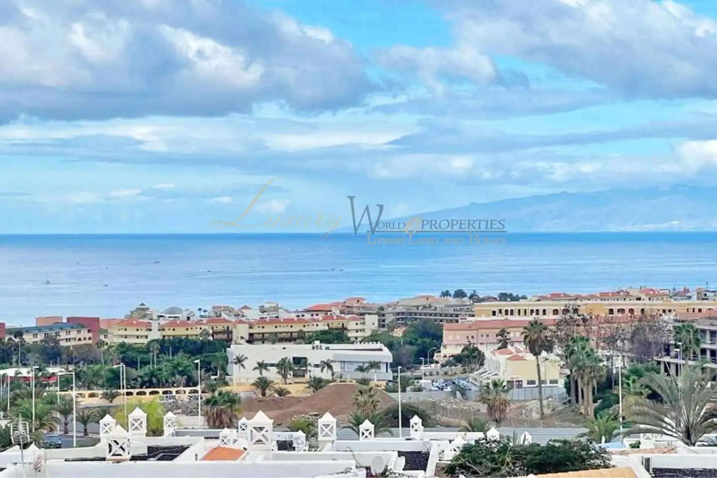 Adosado con piscina en venta en Kurt Konrad Mayer, imagen 7
