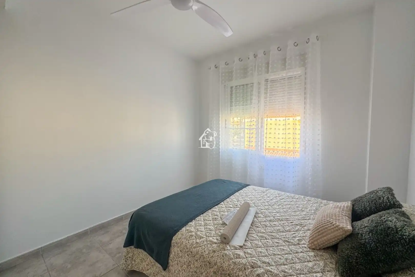 Dormitori de Casa o xalet de lloguer en Algorfa amb Terrassa, Moblat i Forn