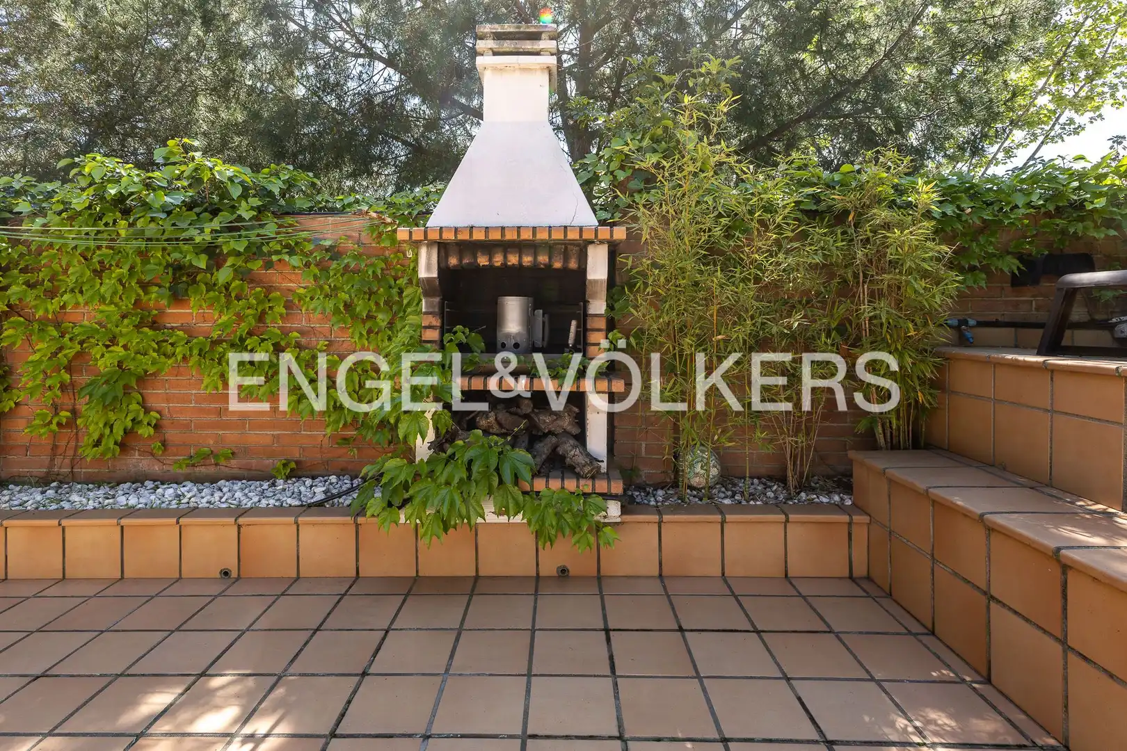 Terrace of Houses for sale in Badalona  with Air Conditioner, Heating and Private garden