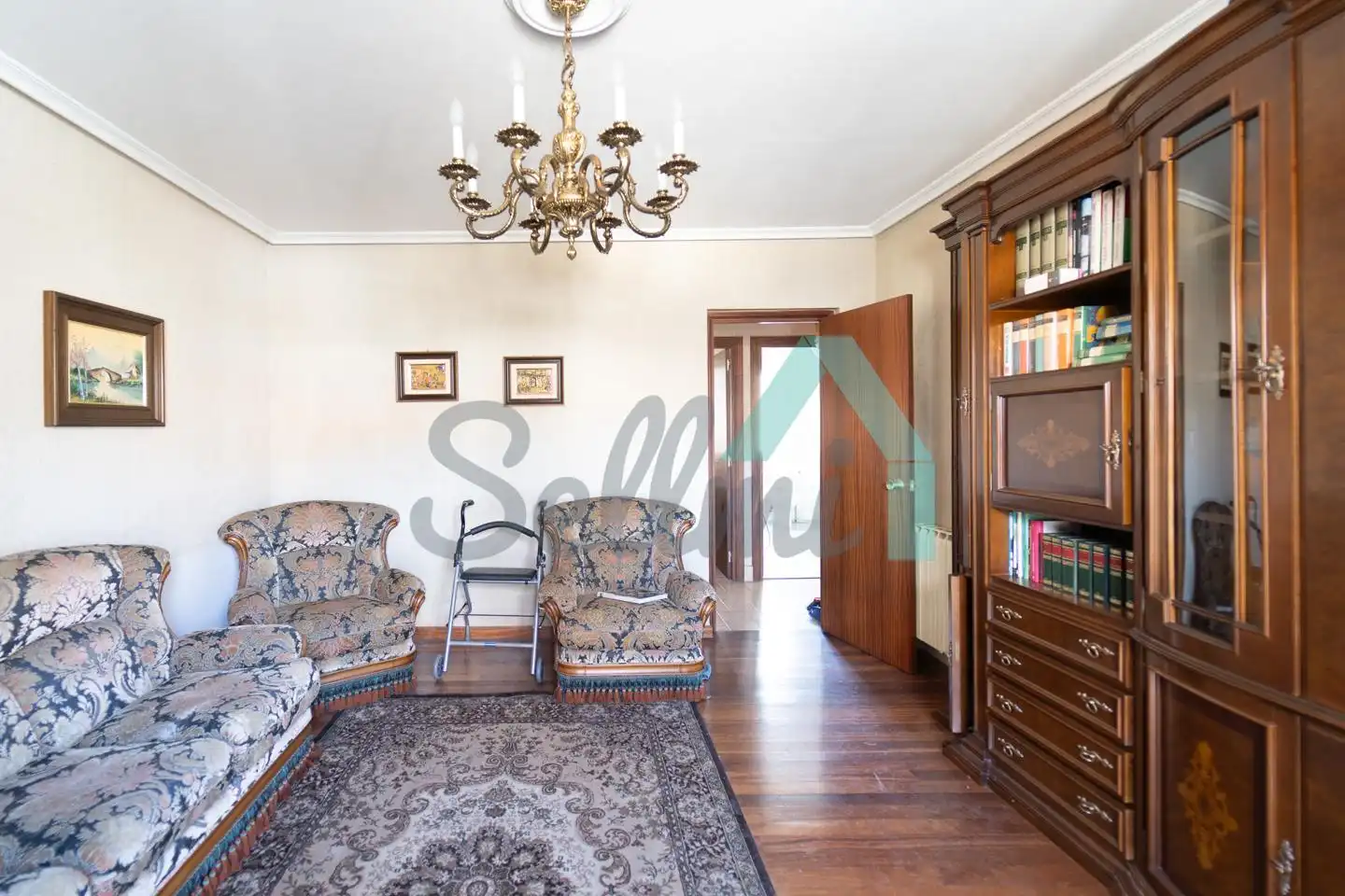 Sala d'estar de Edifici en venda en Boñar