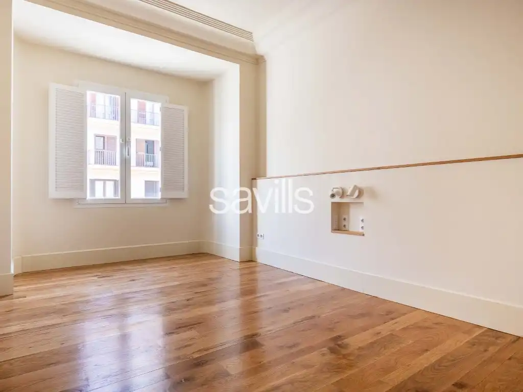Bedroom of Apartments for sale in Sevilla