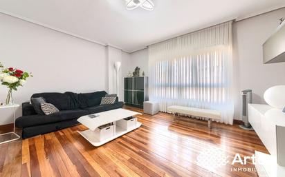 Living room of Flat for sale in Bilbao   with Heating, Terrace and Storage room