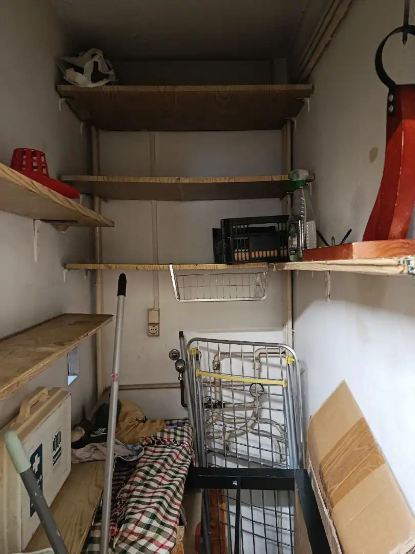 Wohnung zum Verkauf in Girona mit Heizung, Terrasse und Balkon