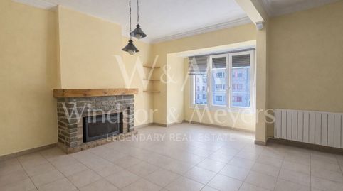 Foto 2 de Piso en venta en Carrer Dr. Nequi, 2-4, 2-4, Centro, Andorra la Vella