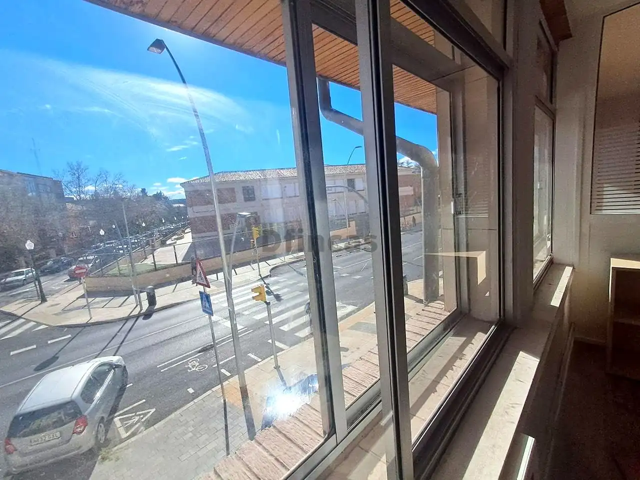 Vista exterior de Oficina de alquiler en Teruel