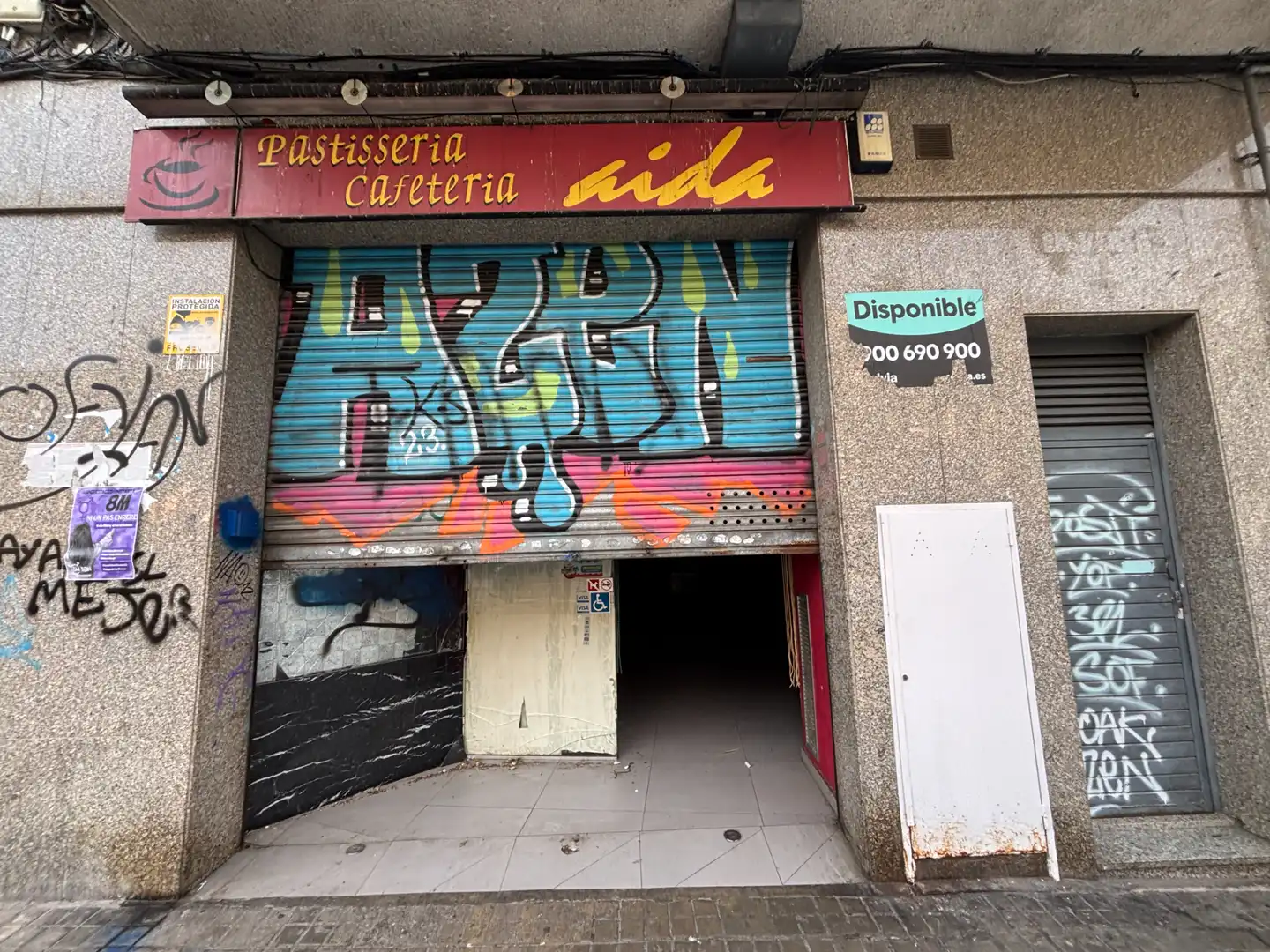 Local en venda en Badalona