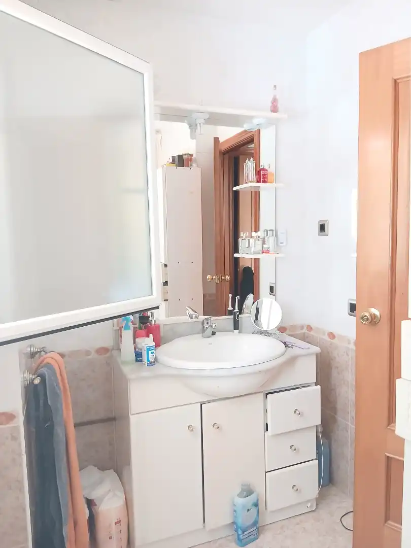 Badezimmer von Erdgeschoss zum Verkauf in Canet de Mar, Barcelona