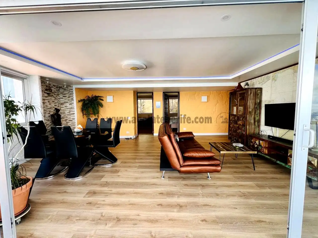 Sala de estar de Piso en venta en Los Realejos con Parquet y Amueblado