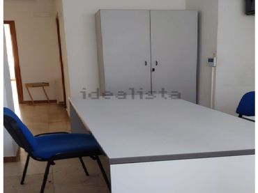 Office space to rent in Campo de la Juventud