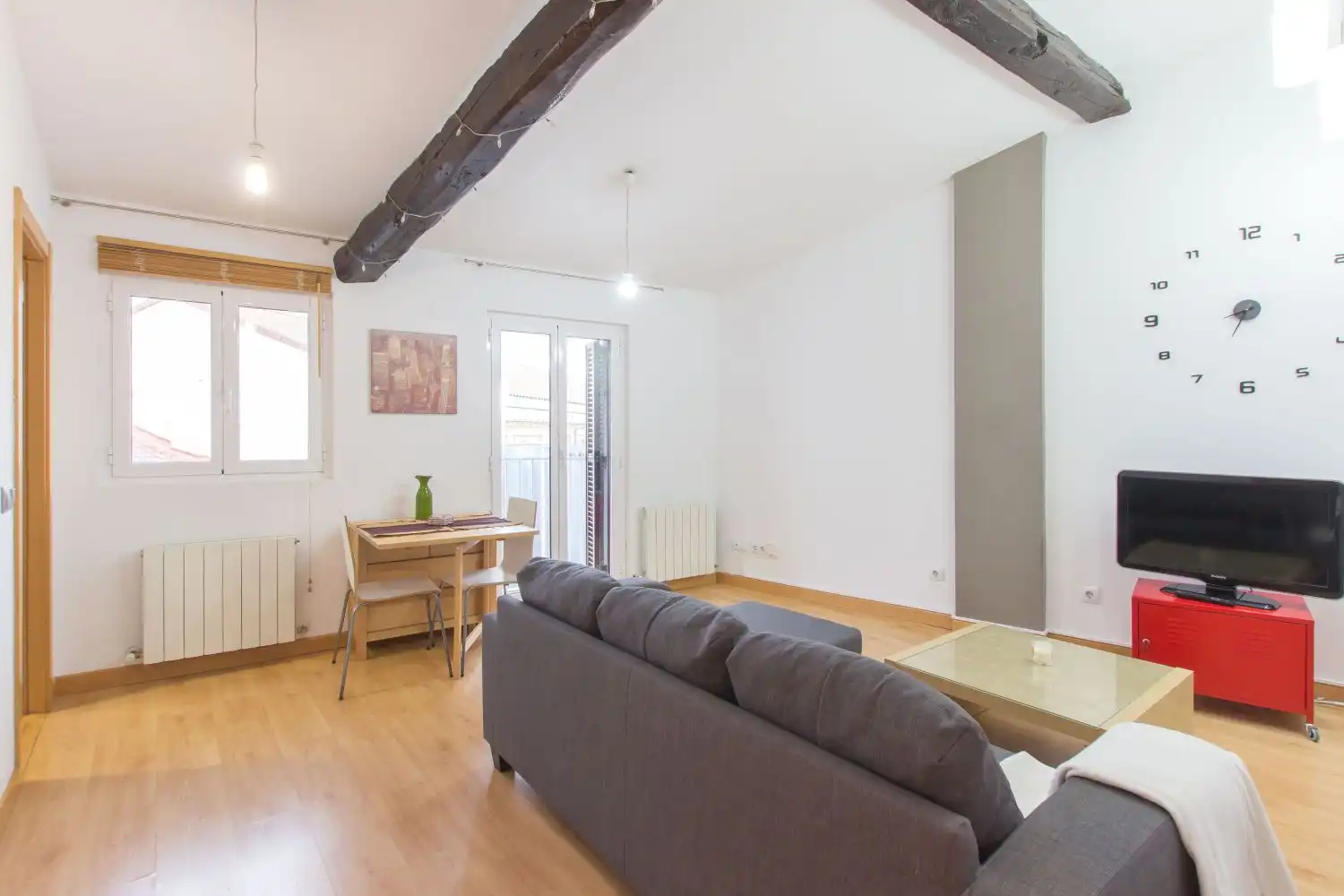 Sala de estar de Piso en venta en  Pamplona / Iruña con Calefacción y Balcón