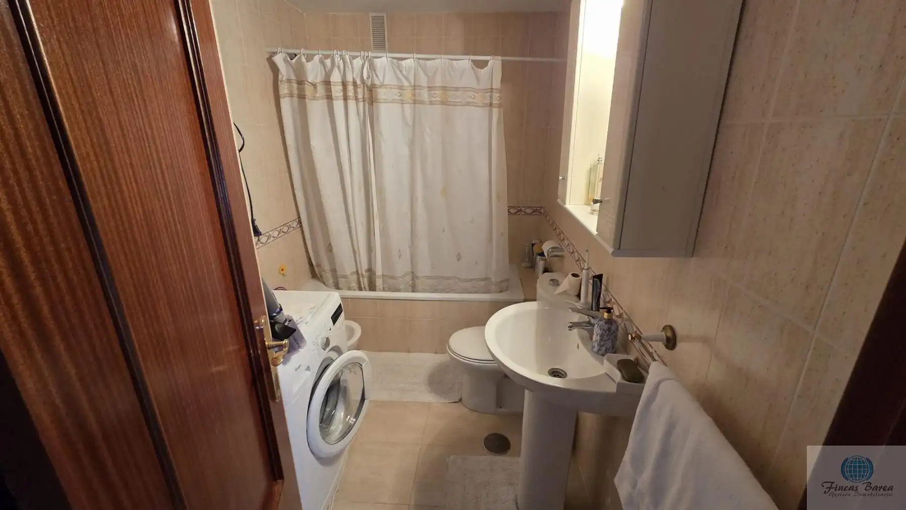 Bathroom of Flat for sale in Fuengirola  with Air Conditioner, Terrace and Community pool