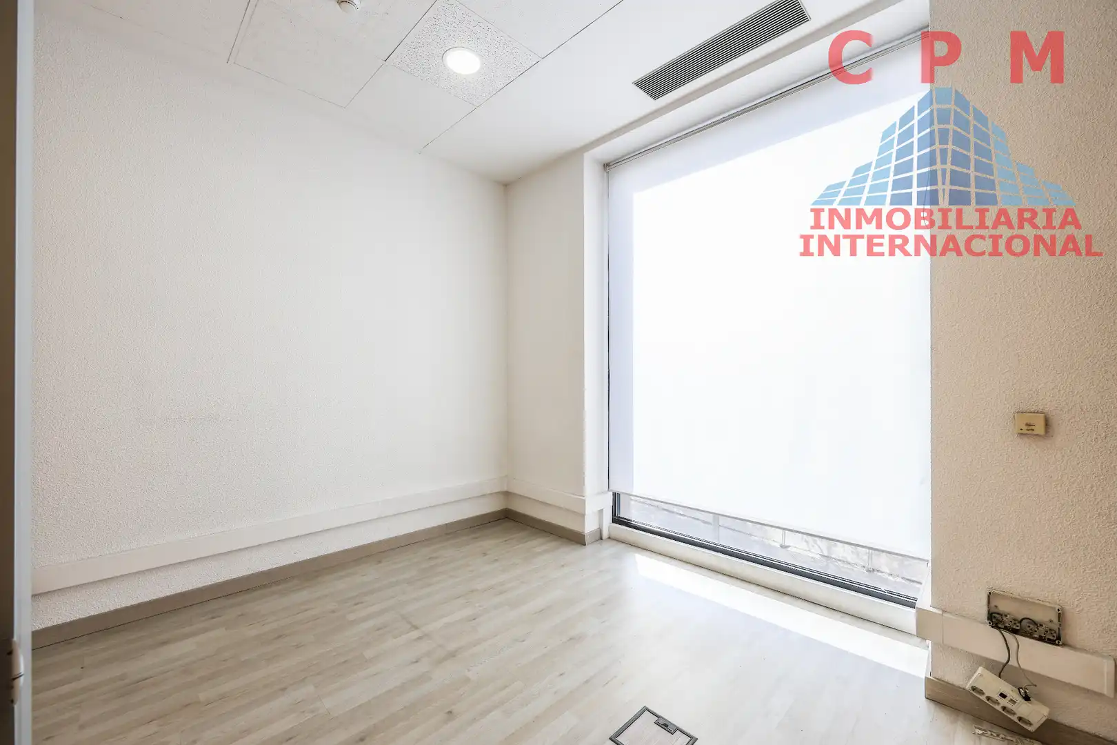 Office for sale in Usera