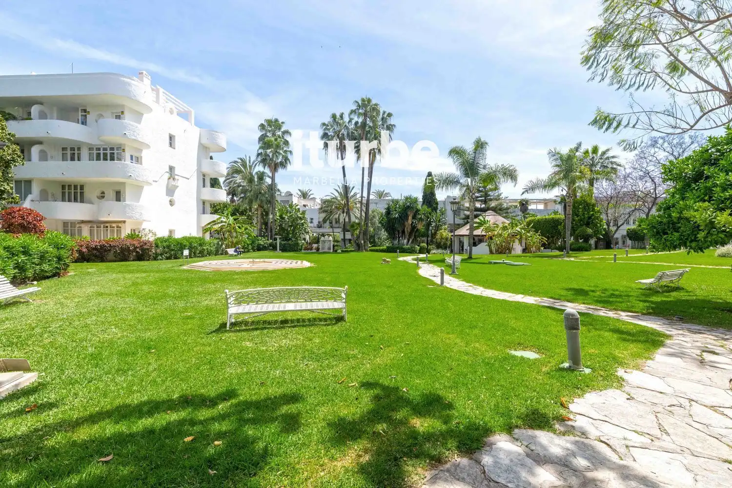 Garten von Maisonette zum Verkauf in Marbella mit Klimaanlage, Terrasse und Abstellraum