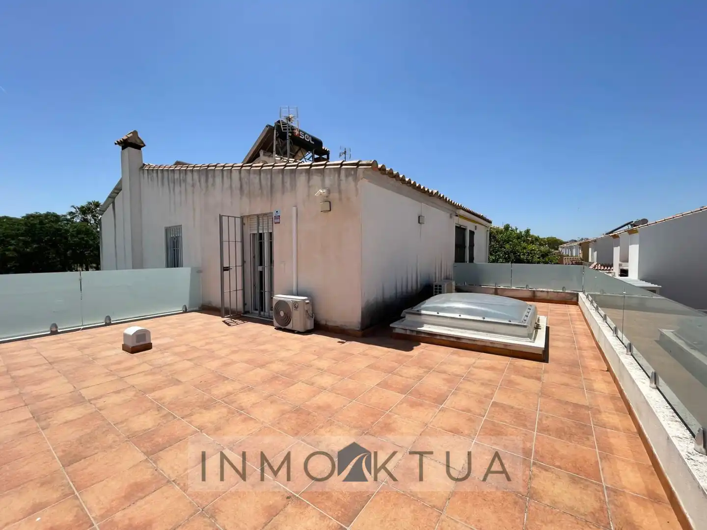 Exterior view of Detached homes for sale in Jerez de la Frontera  with Air Conditioner, Private garden and Terrace