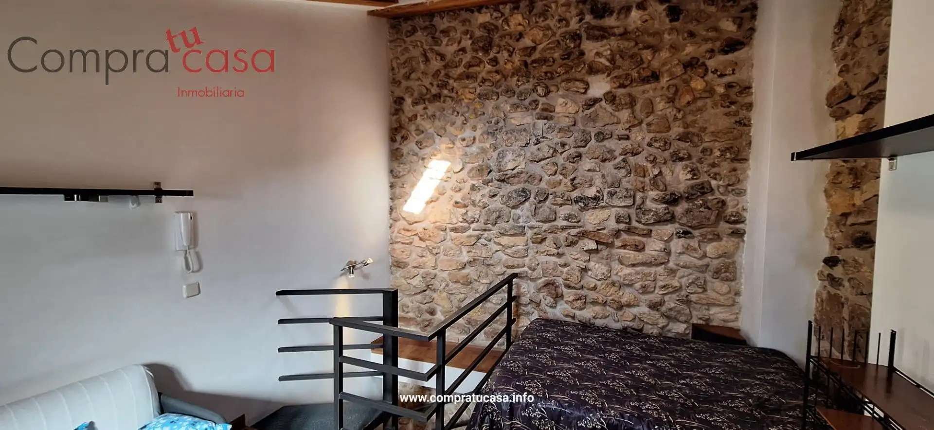 Habitación de Apartamento de alquiler en Segovia con Calefacción y Amueblado