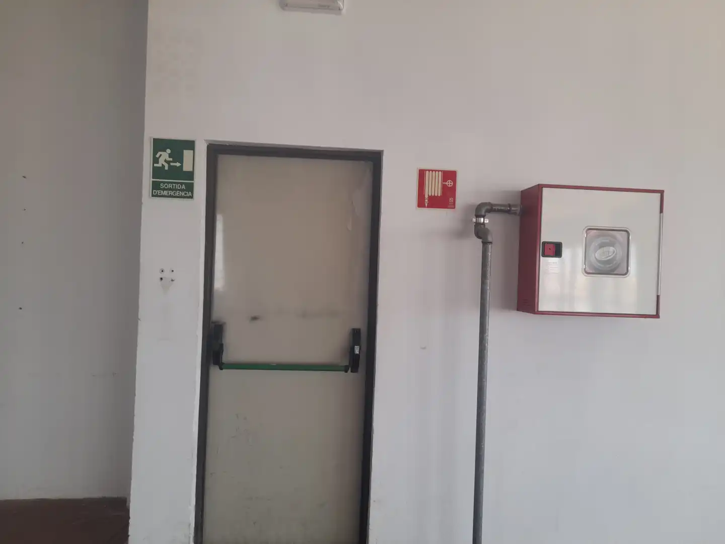 Local de alquiler en L'Hospitalet de Llobregat con Aire acondicionado y Calefacción