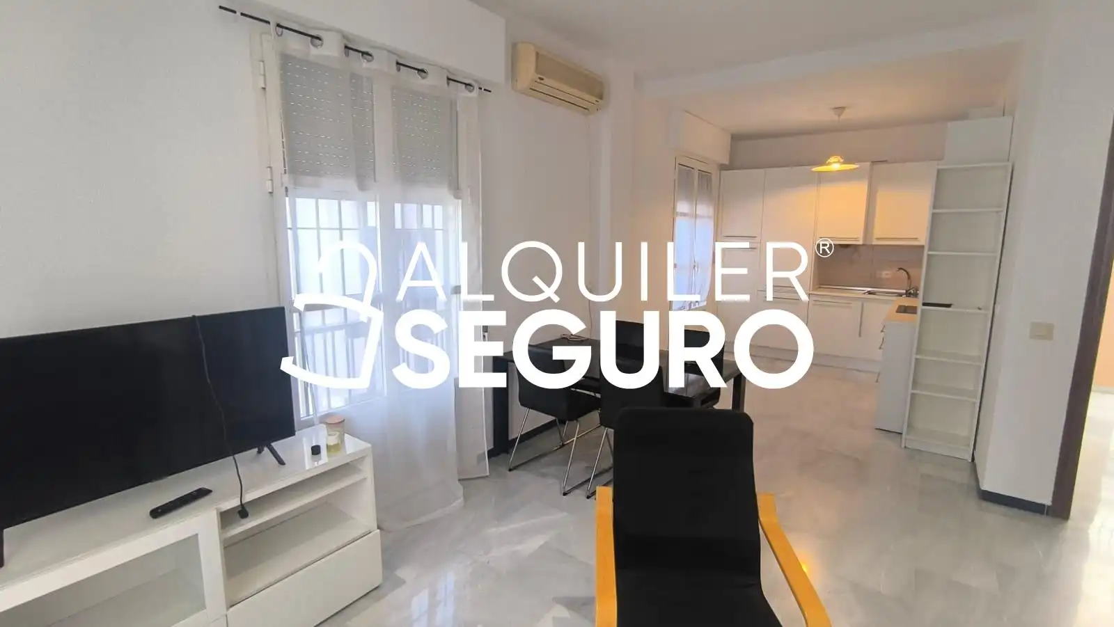 Exterior view of Flat for rent in Sevilla  with Air Conditioner and Furnished