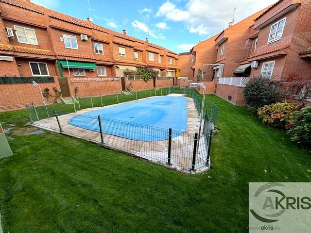 Casa adosada en Venta en Ajalpinos en Ajalvir