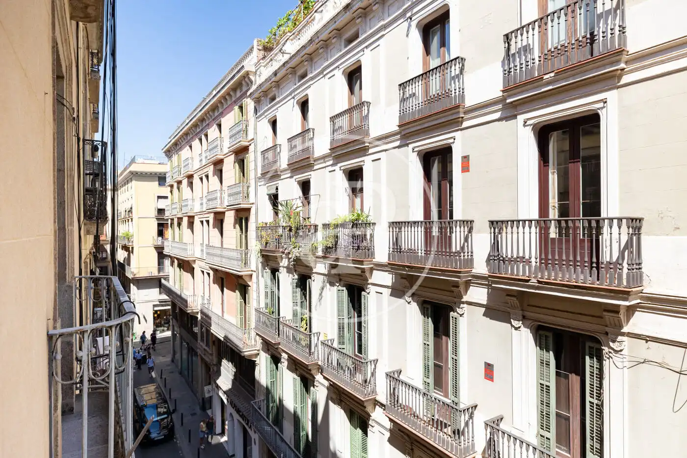 Außenansicht von Wohnung zur Miete in Barcelona mit Klimaanlage, Heizung und Möbliert