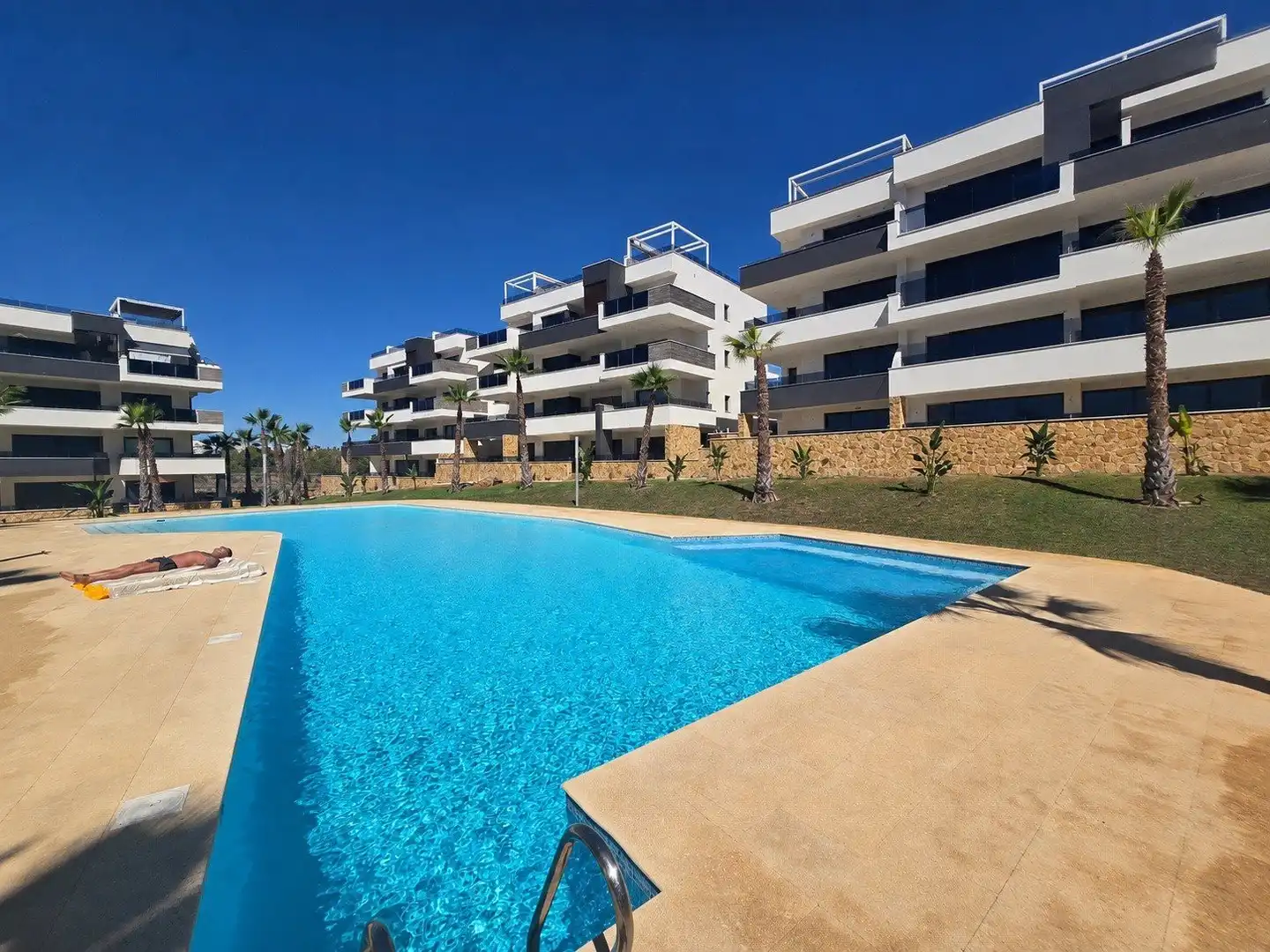 Apartamento con jardín en venta en N/A, imagen 3