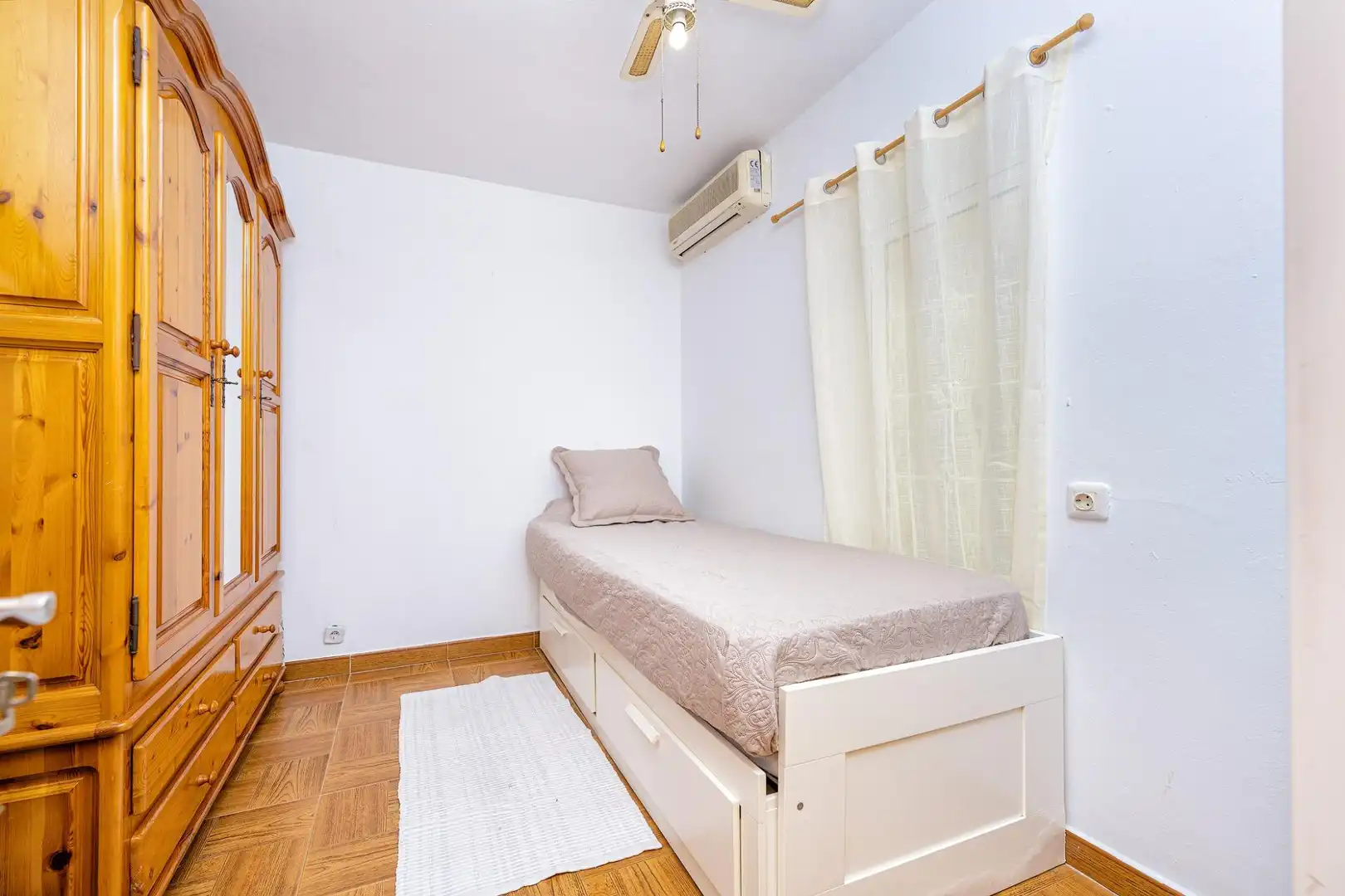 Habitación de Casa o chalet en venta en Telde con Aire acondicionado, Terraza y Amueblado