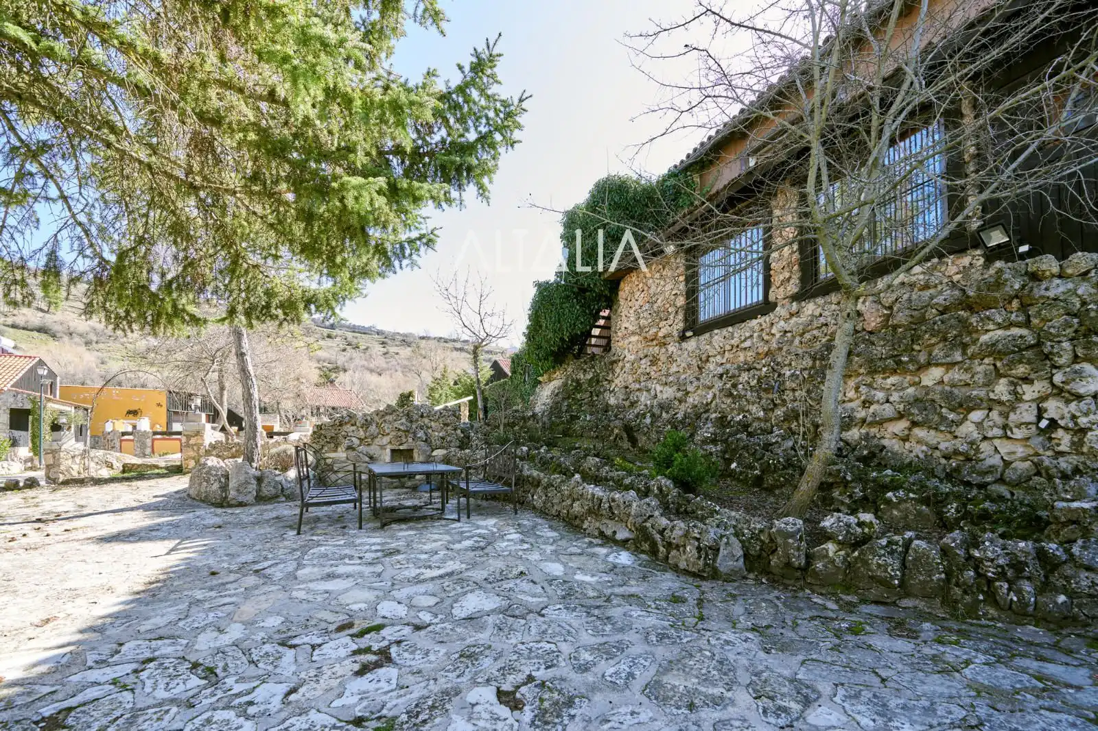 Terrace of Buildings for sale in Las Majadas  
