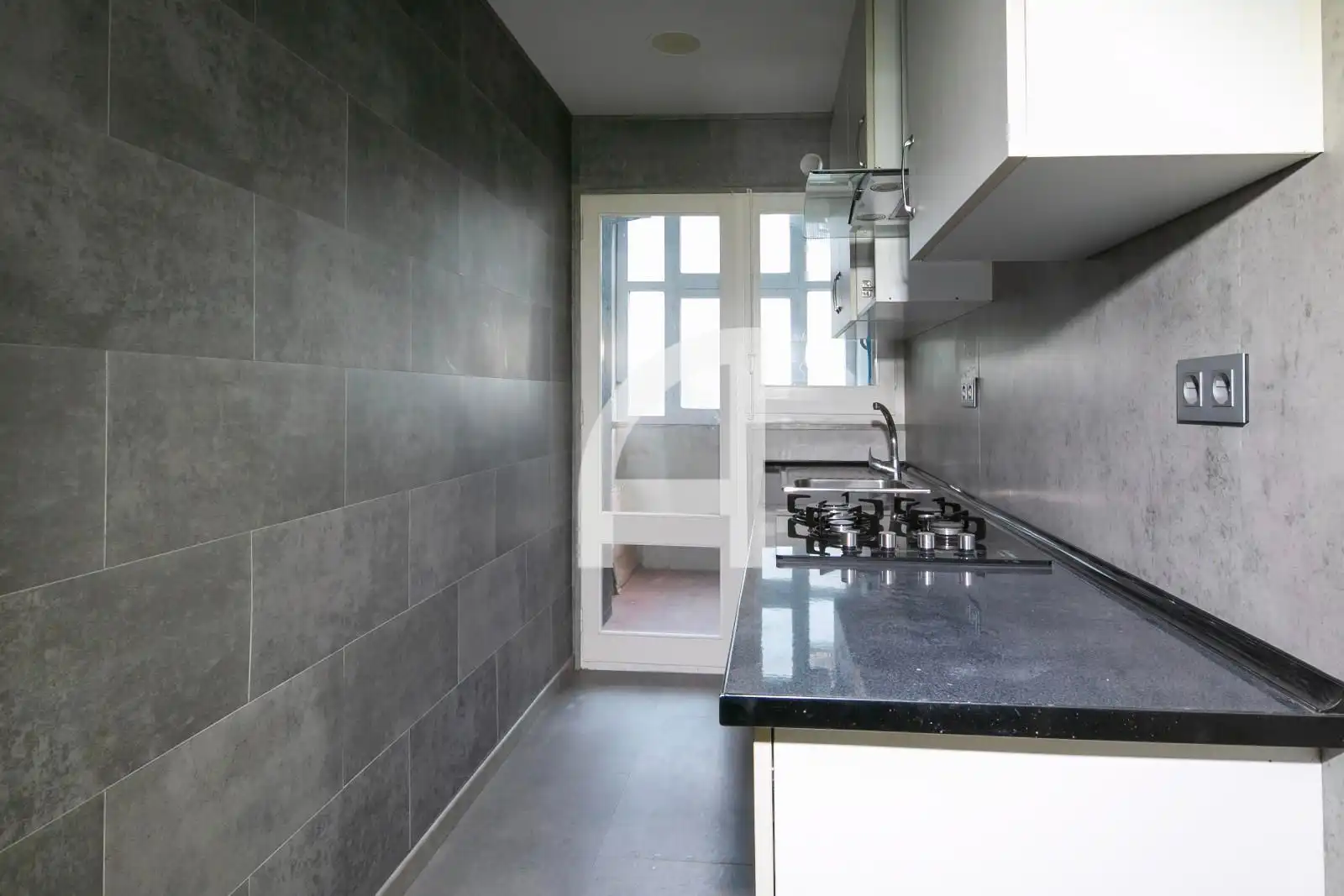 Cocina de Piso en venta en Barcelona con Terraza y Balcón