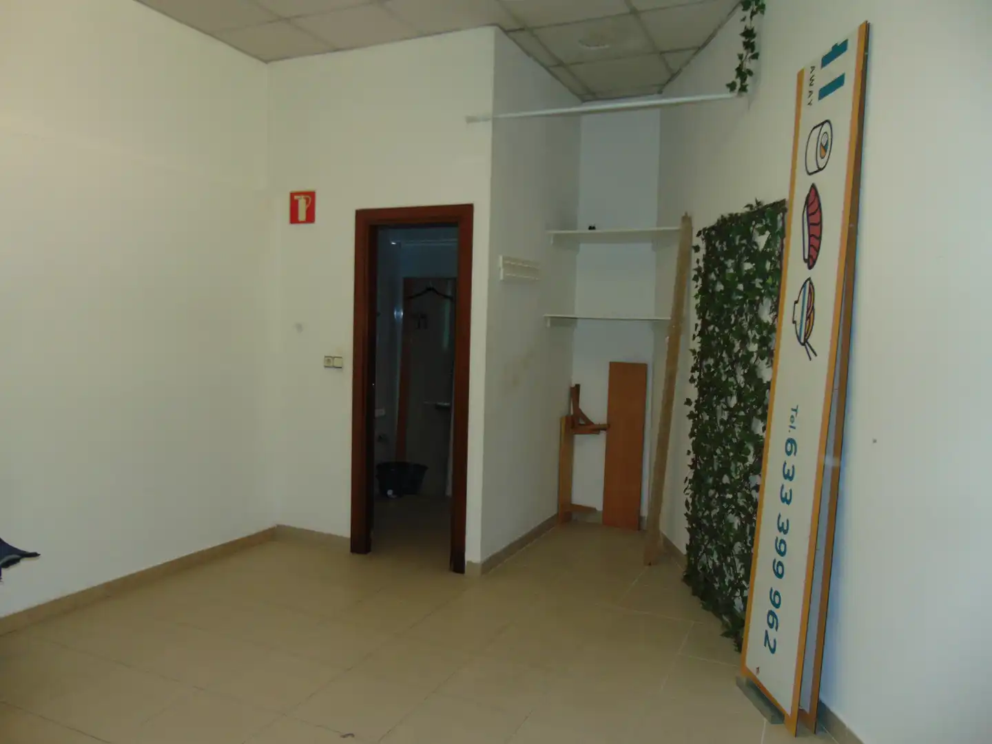 Gewerbefläche zum Verkauf in Centre - Passeig i Rodalies, imagen 5