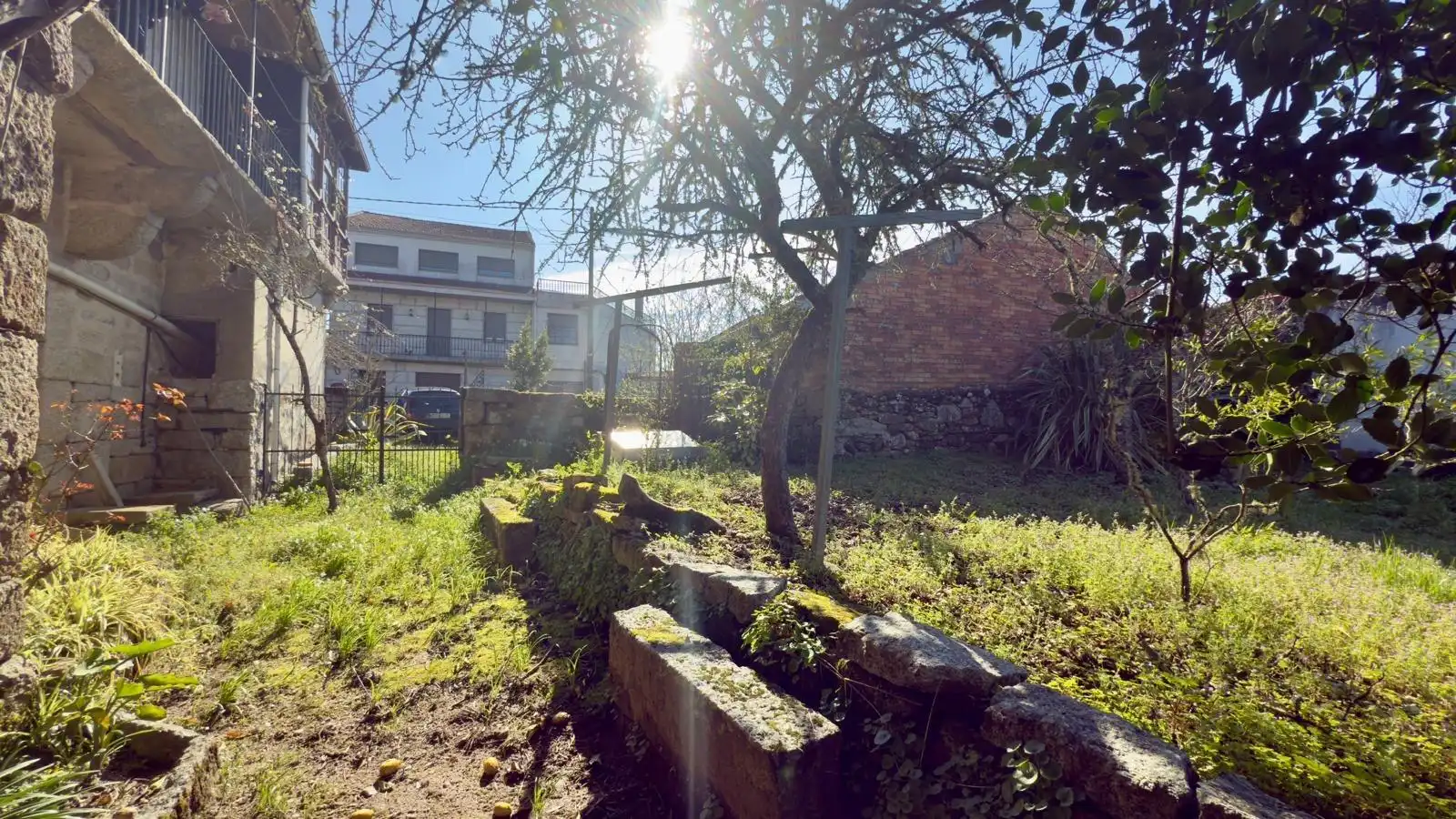 Finca rústica en venta en Cenlle con Jardín privado, Terraza y Trastero
