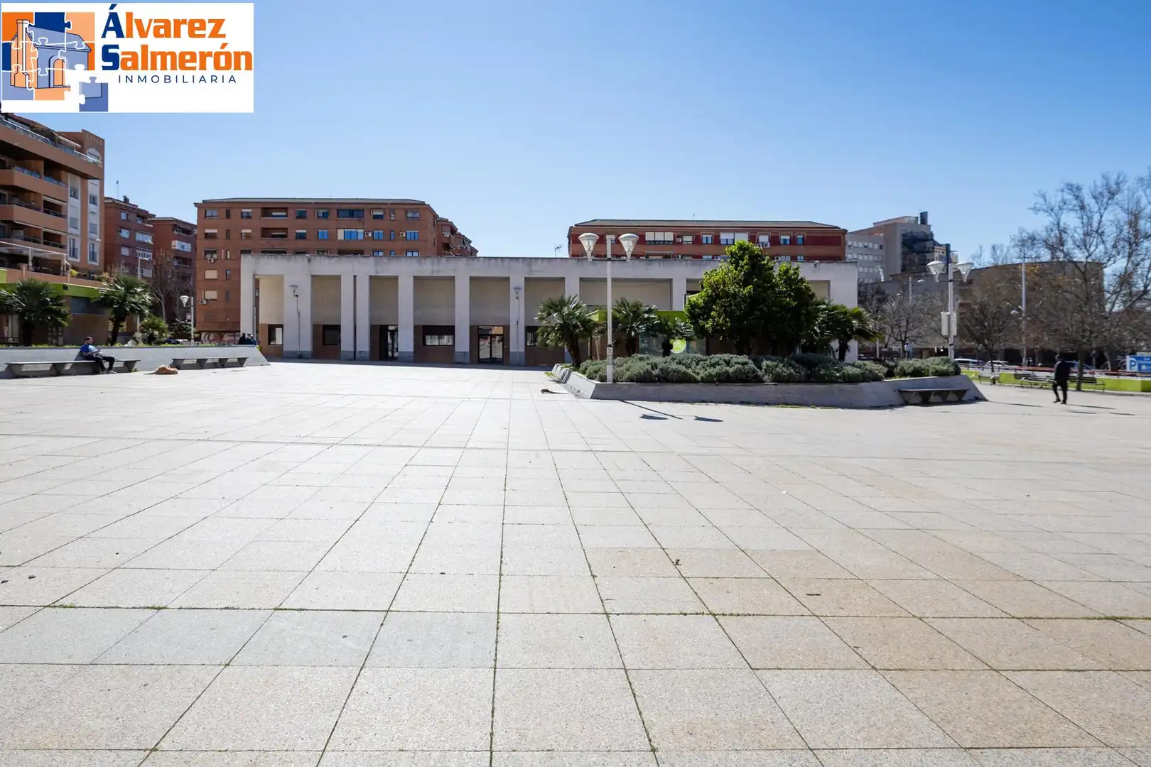 Appartement avec terrasse à vendre à Plaza CIUDAD DE LOS CARMENES, imagen 4