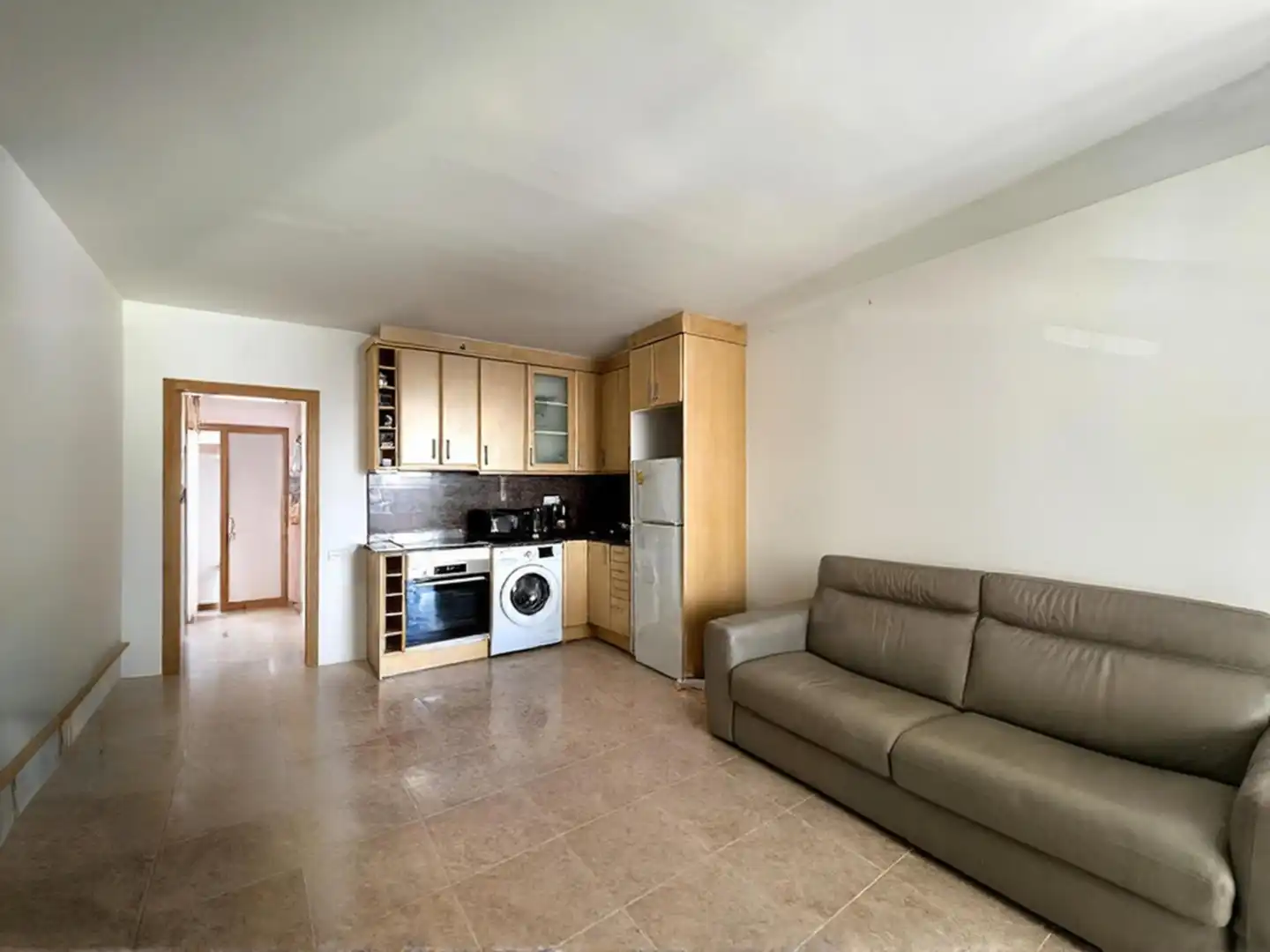 Sala d'estar de Pis de lloguer en Castelldefels amb Aire condicionat, Terrassa i Moblat