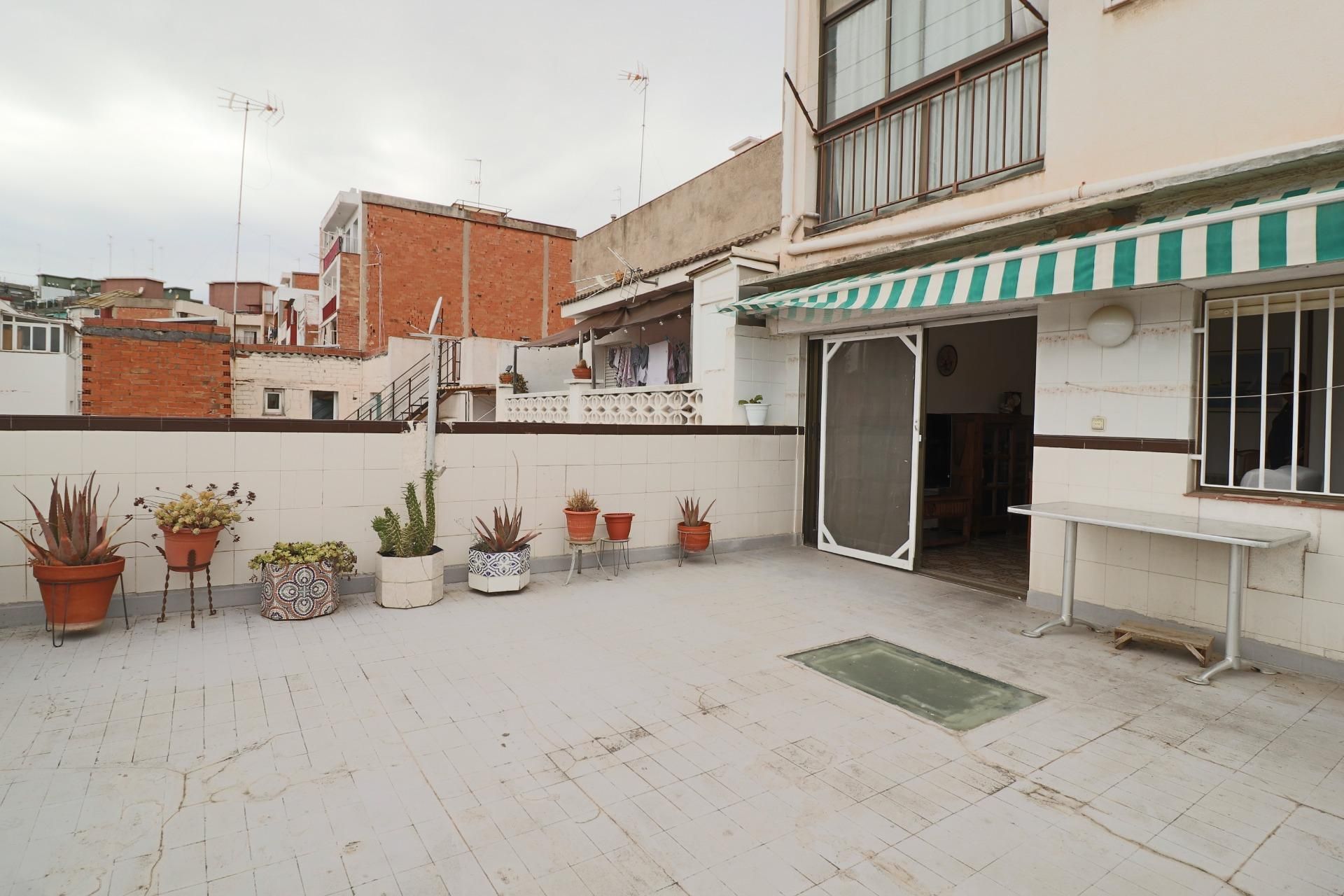 Terrassa de Pis en venda en Badalona amb Calefacció, Terrassa i Balcó