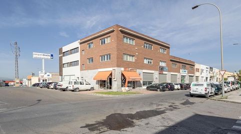 POLÍGONO INDUSTRIAL JUNCARIL. SE VENDE NAVE INDUSTRIAL. CON  212 M2, imatge 2