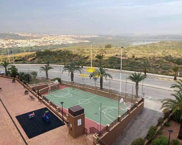Apartamento en Alquiler en Los Arenales del Sol