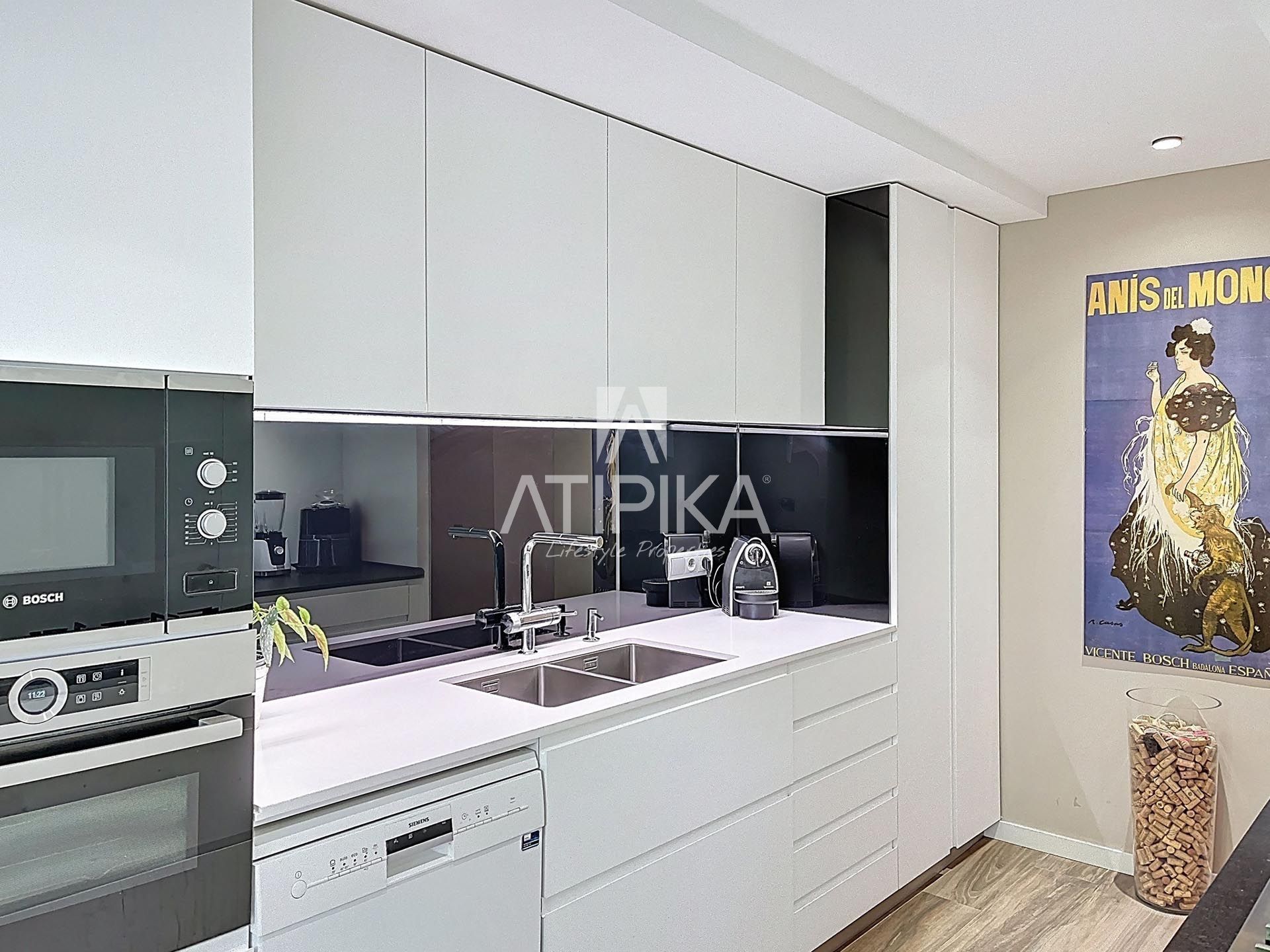 Cuina de Pis en venda en Sitges amb Aire condicionat, Calefacció i Parquet