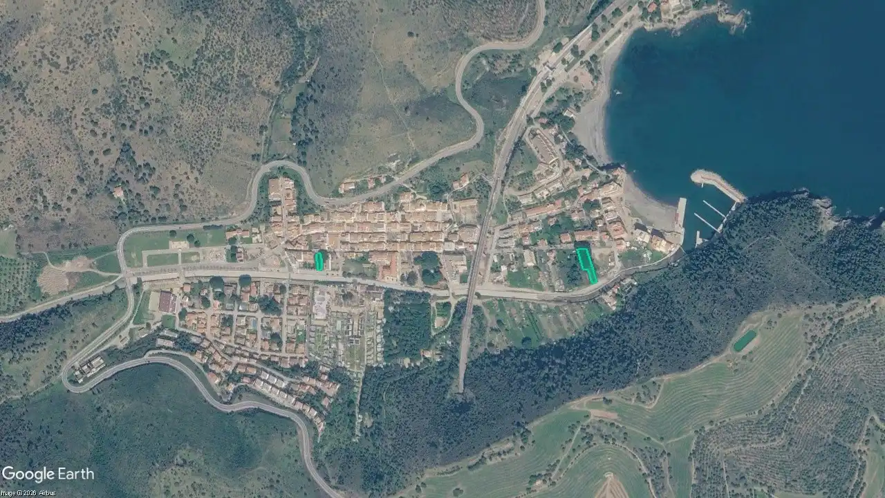 Land for sale in Colera