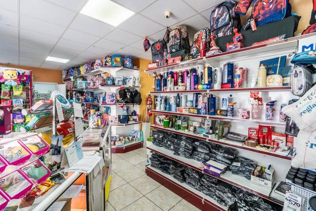 Local comercial en Alquiler en Cabo Blanco