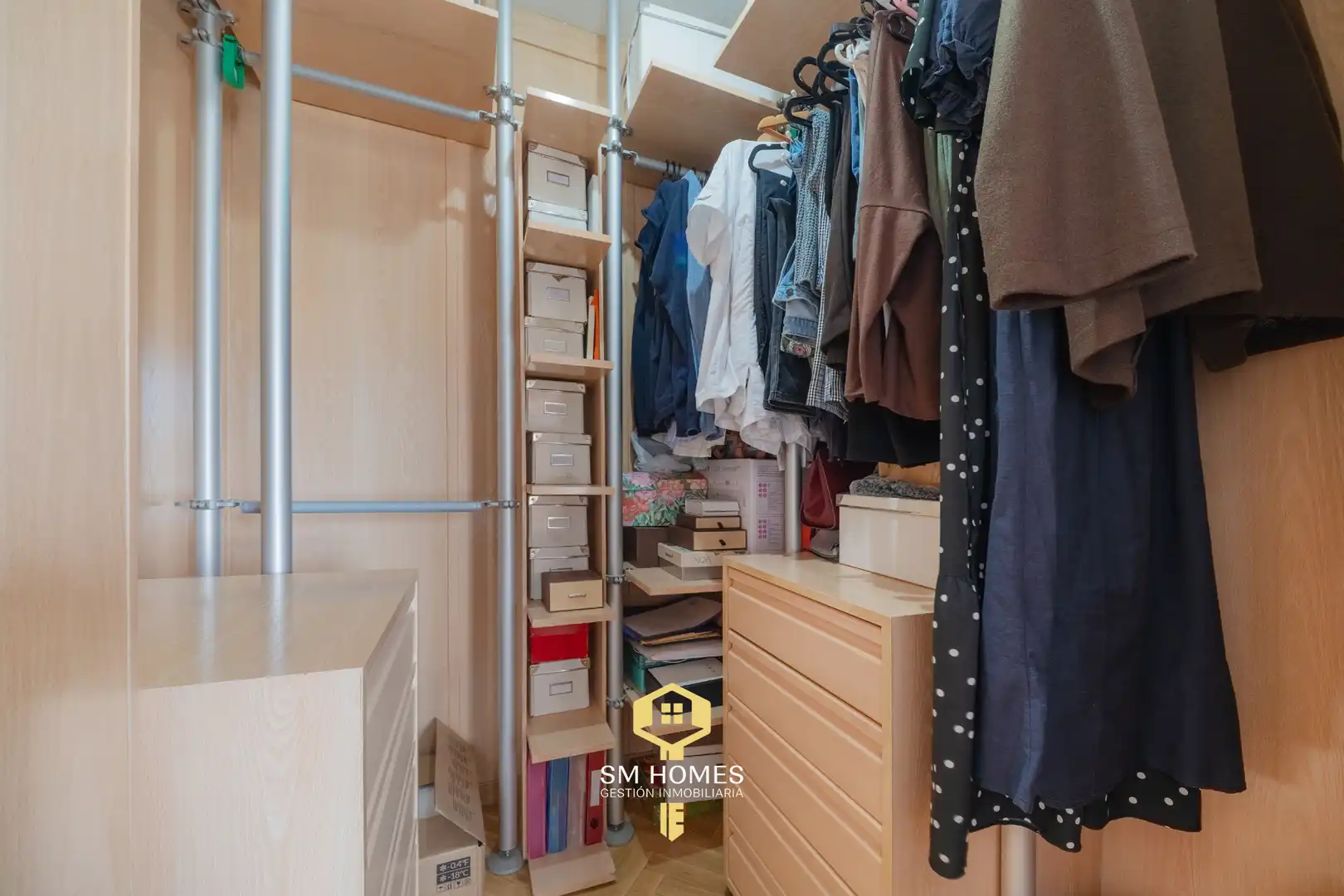 Wohnung zum Verkauf in Leganés mit Klimaanlage, Heizung und Terrasse