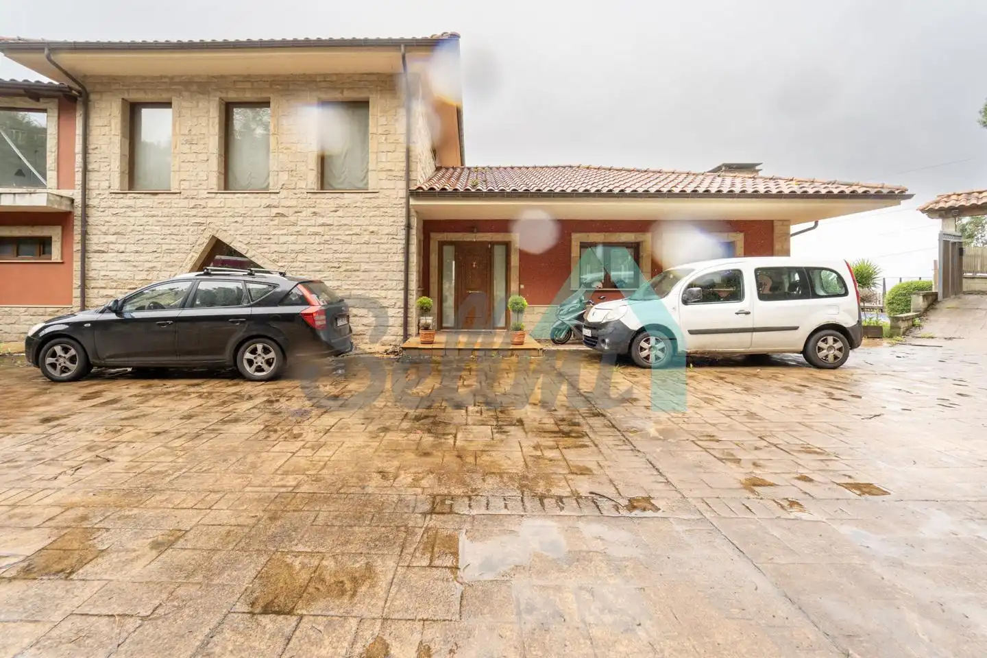 Vista exterior de Casa o chalet en venta en Oviedo  con Calefacción, Jardín privado y Parquet