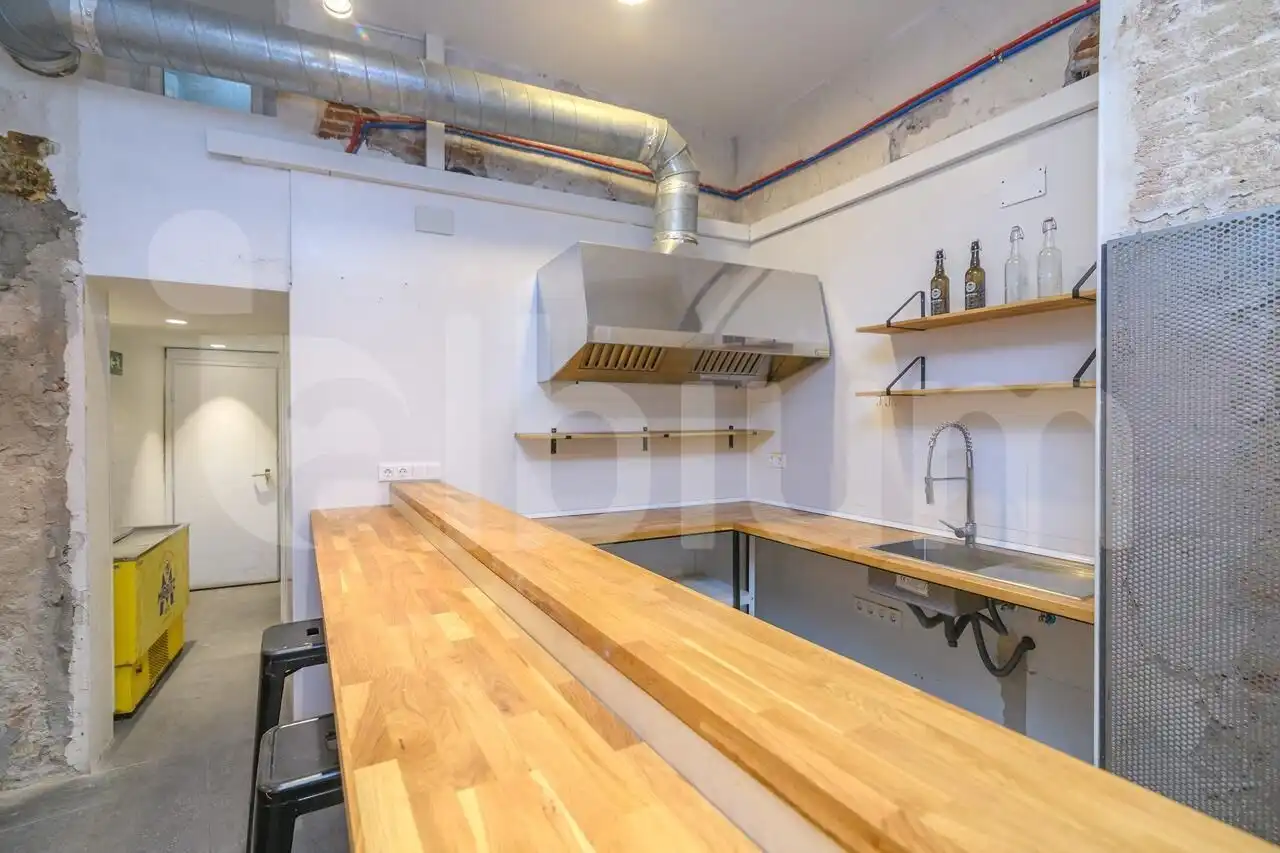 Local comercial en venda a Carrer JOSEP ANSELM CLAVE, imagen 10