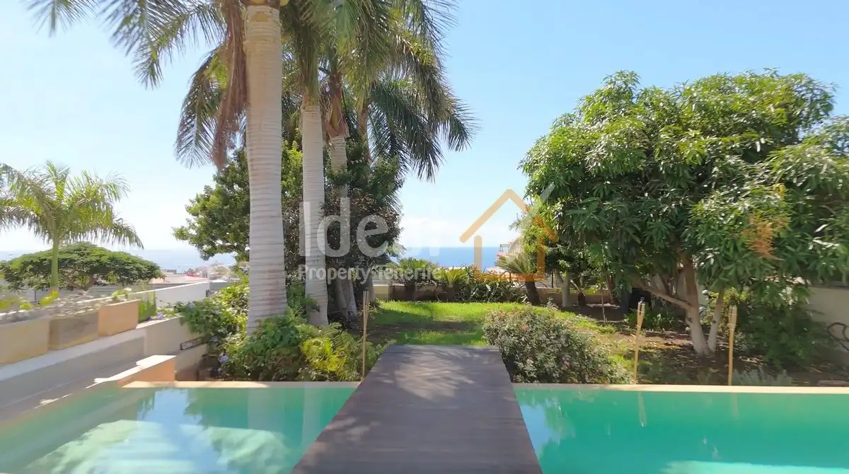 Detached house with pool for sale in Costa Adeje, imagen 10