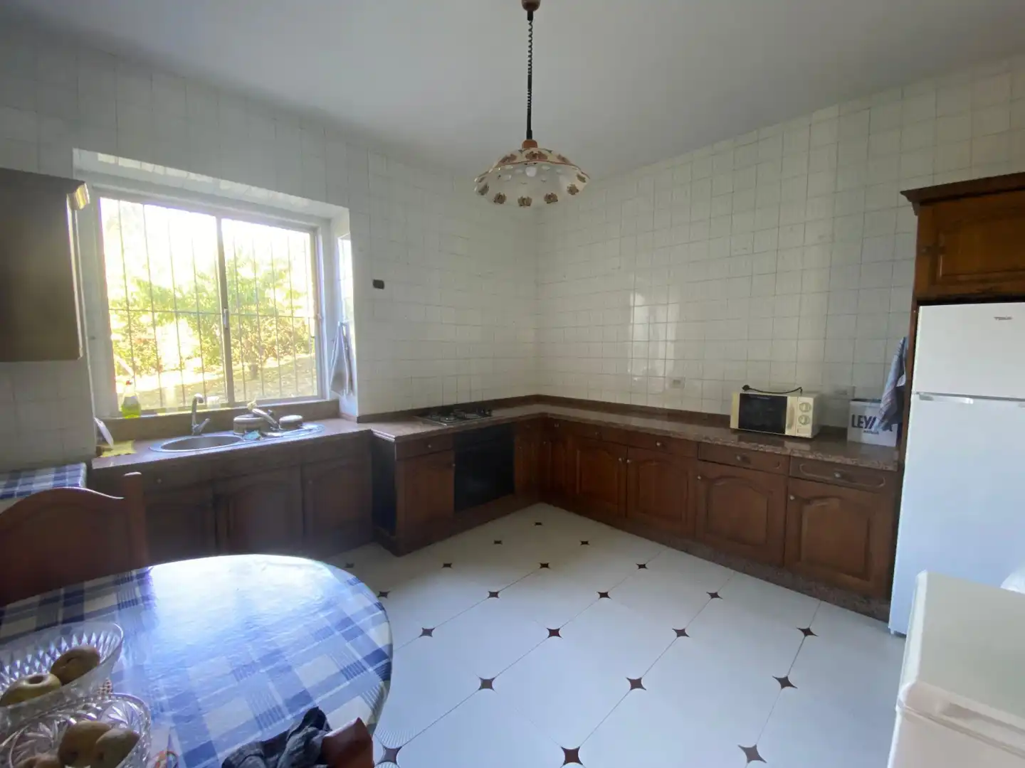 Cuina de Casa o xalet en venda en Cee amb Terrassa