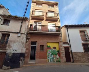 Vista exterior de Pis en venda en Nalda amb Terrassa