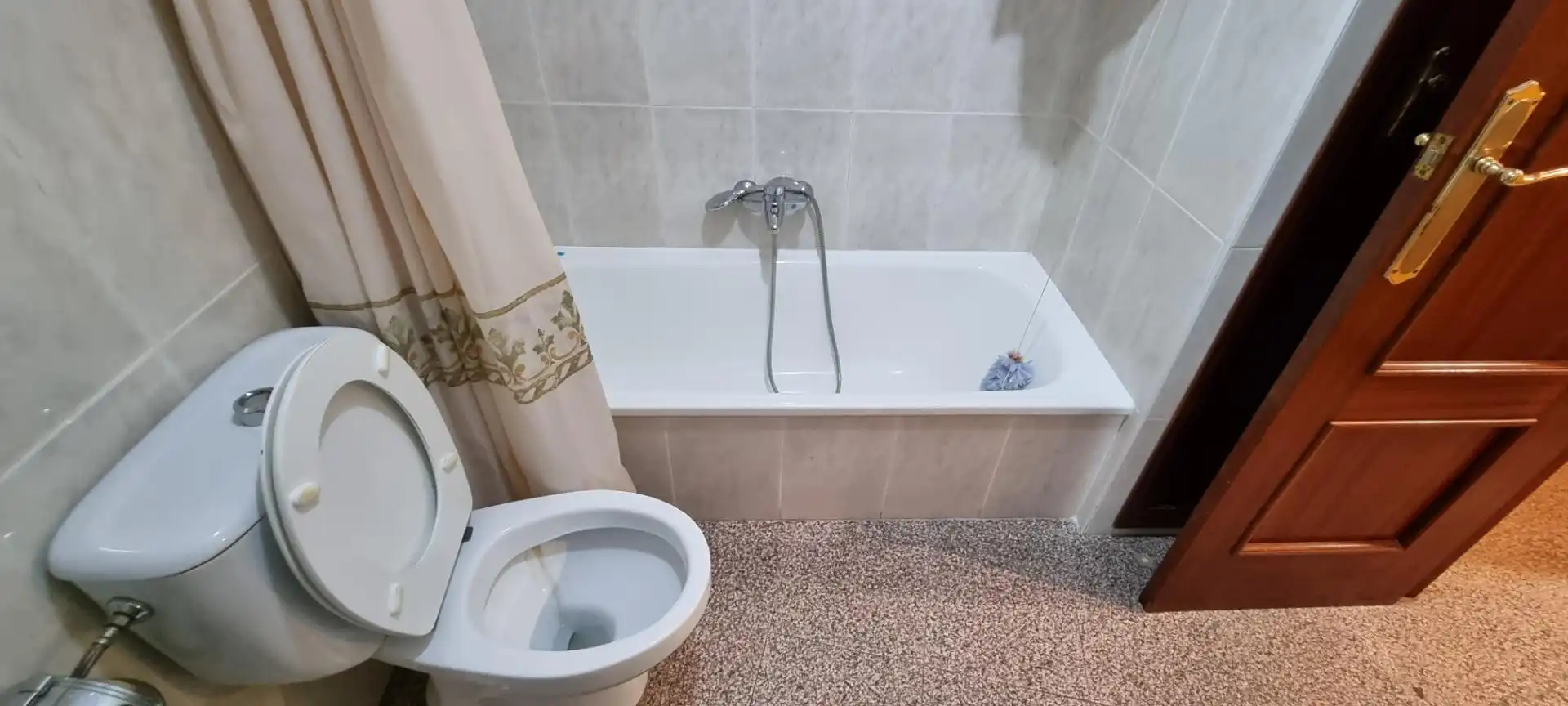 Baño de Piso en venta en Cullera con Aire acondicionado, Amueblado y Balcón