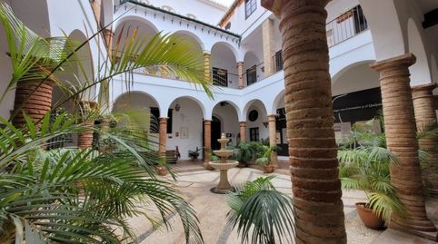 Foto 3 de Piso en venta en Ar. Vivd Sociales, Esc. Pl. Bj, Capuchinos - Los Olivos, Vélez-Málaga