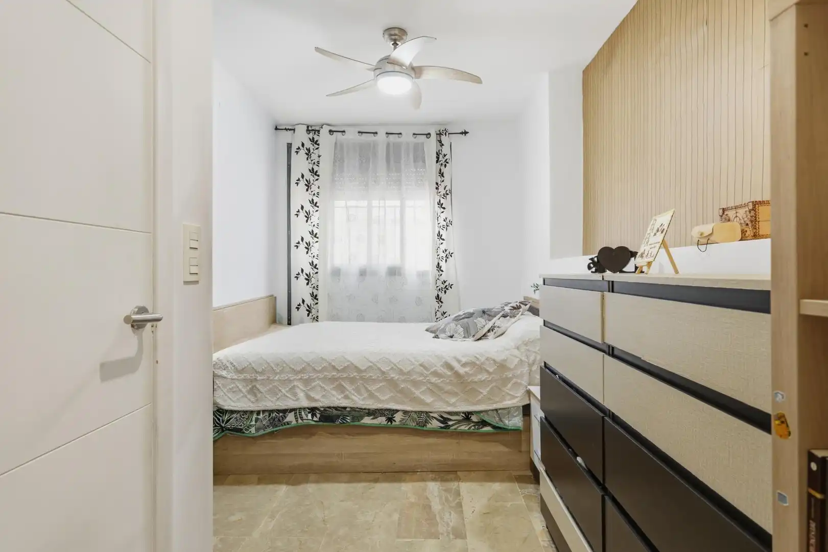 Schlafzimmer von Wohnung zum Verkauf in Catarroja