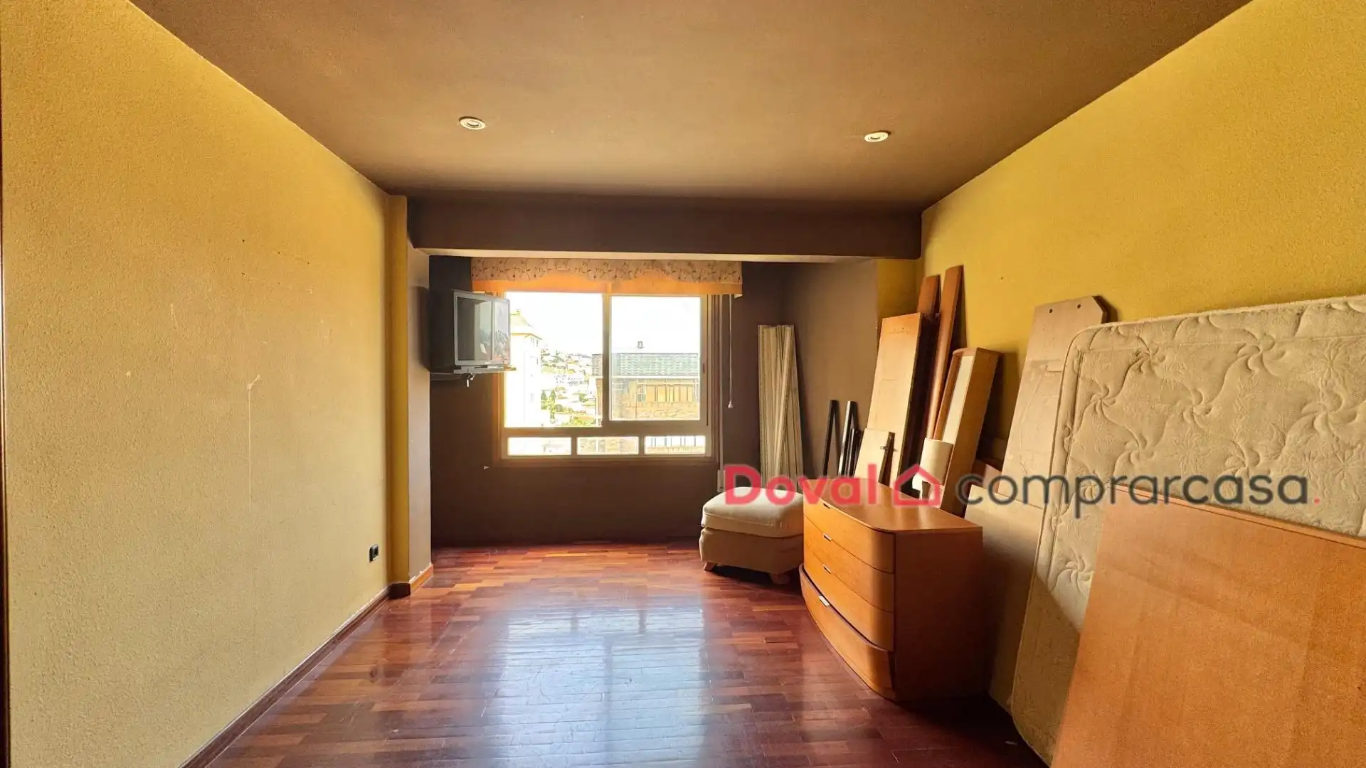 Bedroom of Flat for sale in Vigo   with Parquet flooring